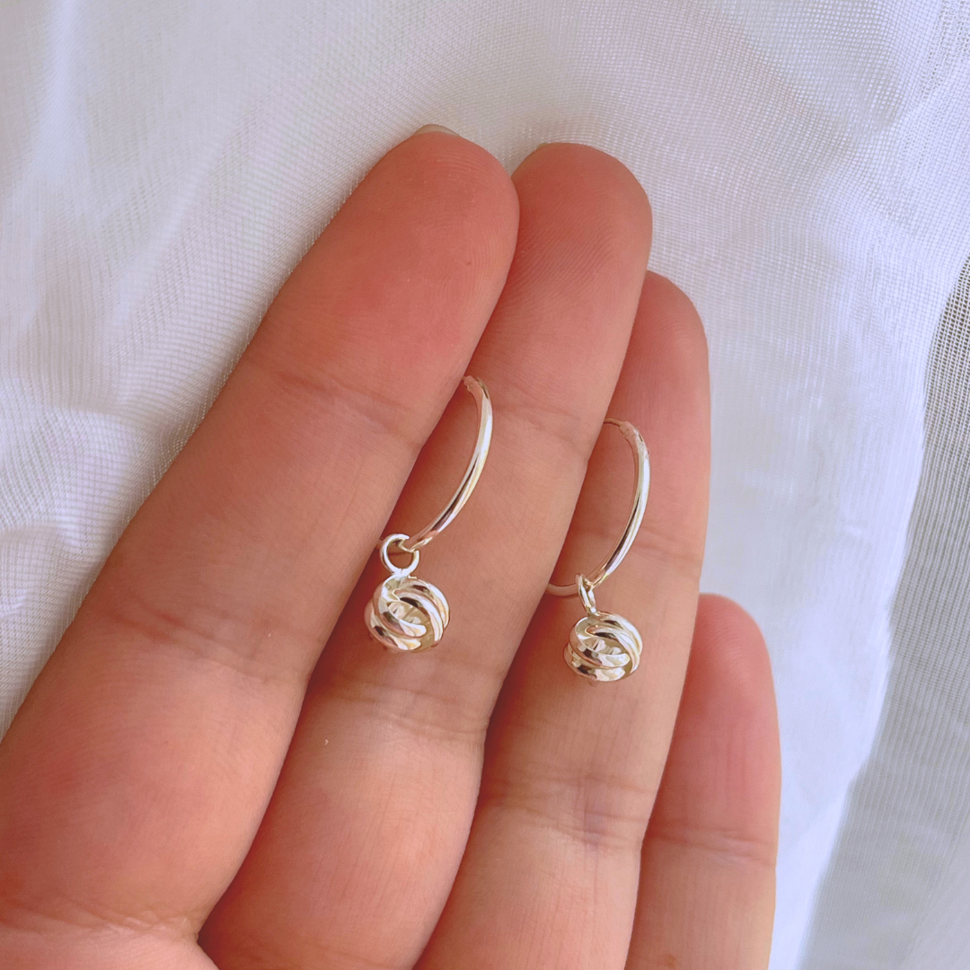 ARGOLLAS NUDO _ 16MM
