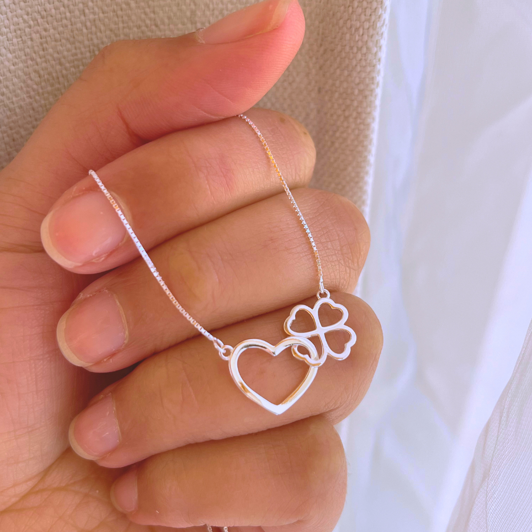COLLAR CORAZÓN Y TRÉBOL ENTRELAZADOS _ 42+3 CM