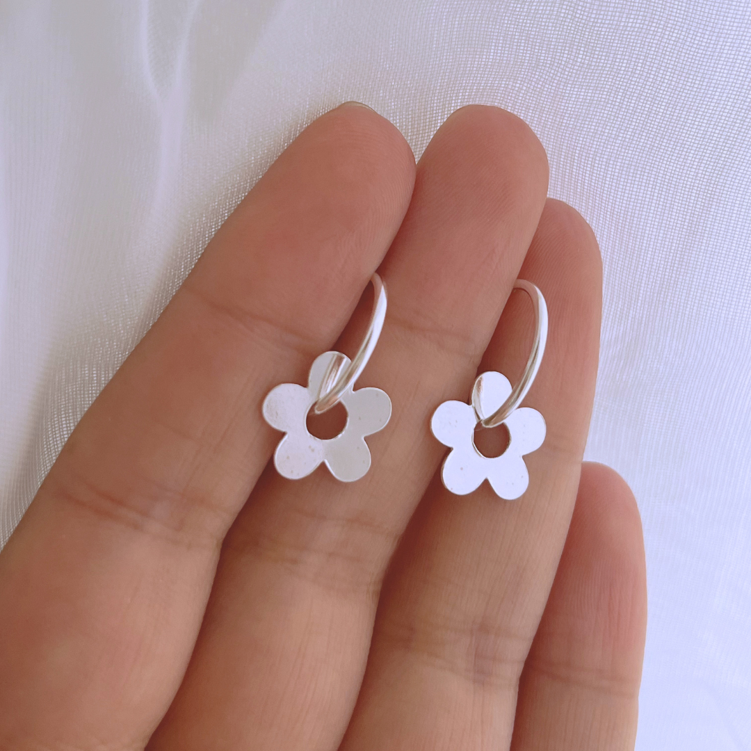 ARGOLLAS FLOR _ 16 MM