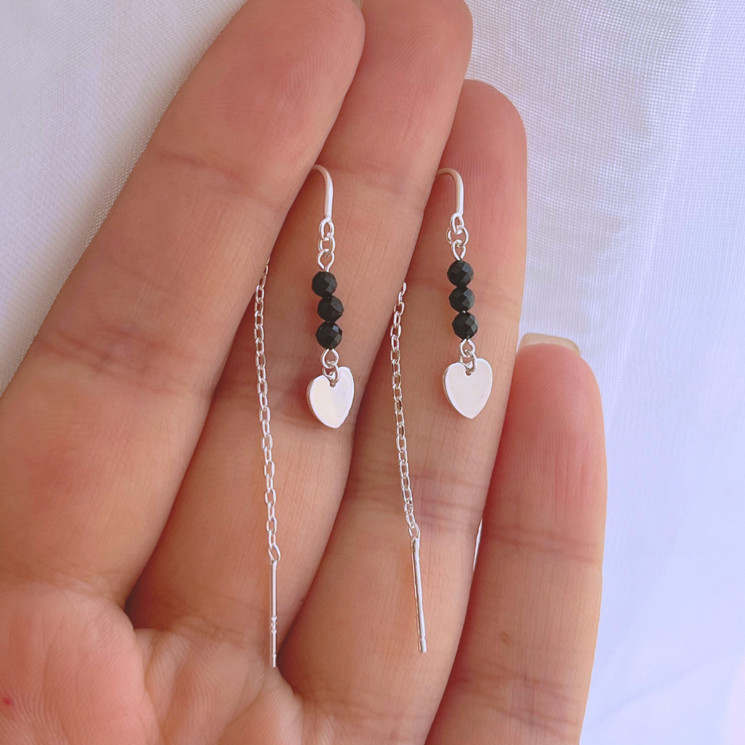 AROS PASADOR CORAZONES Y CRISTALES ONIX