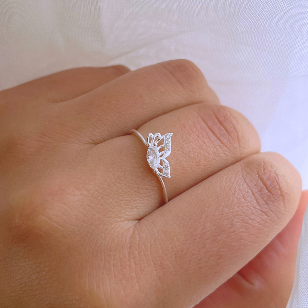 ANILLO MARIPOSA CIRCONES