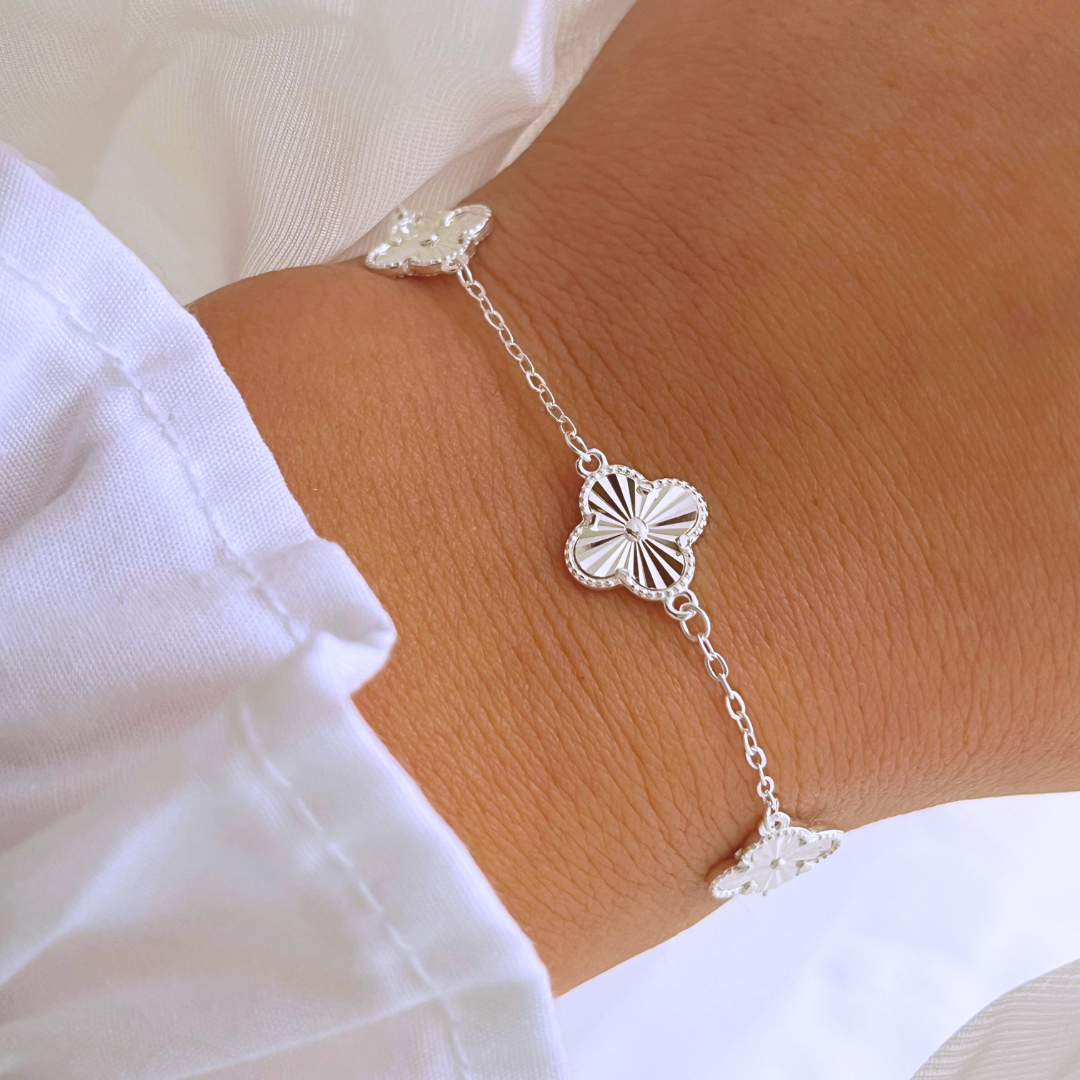 PULSERA TRÉBOL FACETADO