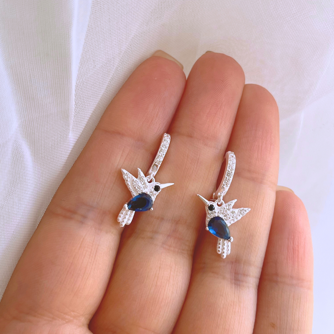 ARGOLLAS COLIBRÍ CIRCONES ZAFIRO