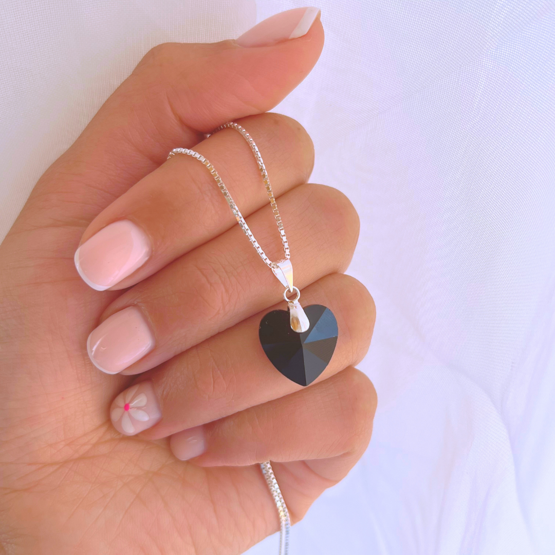 COLLAR CORAZÓN CRISTAL ONIX