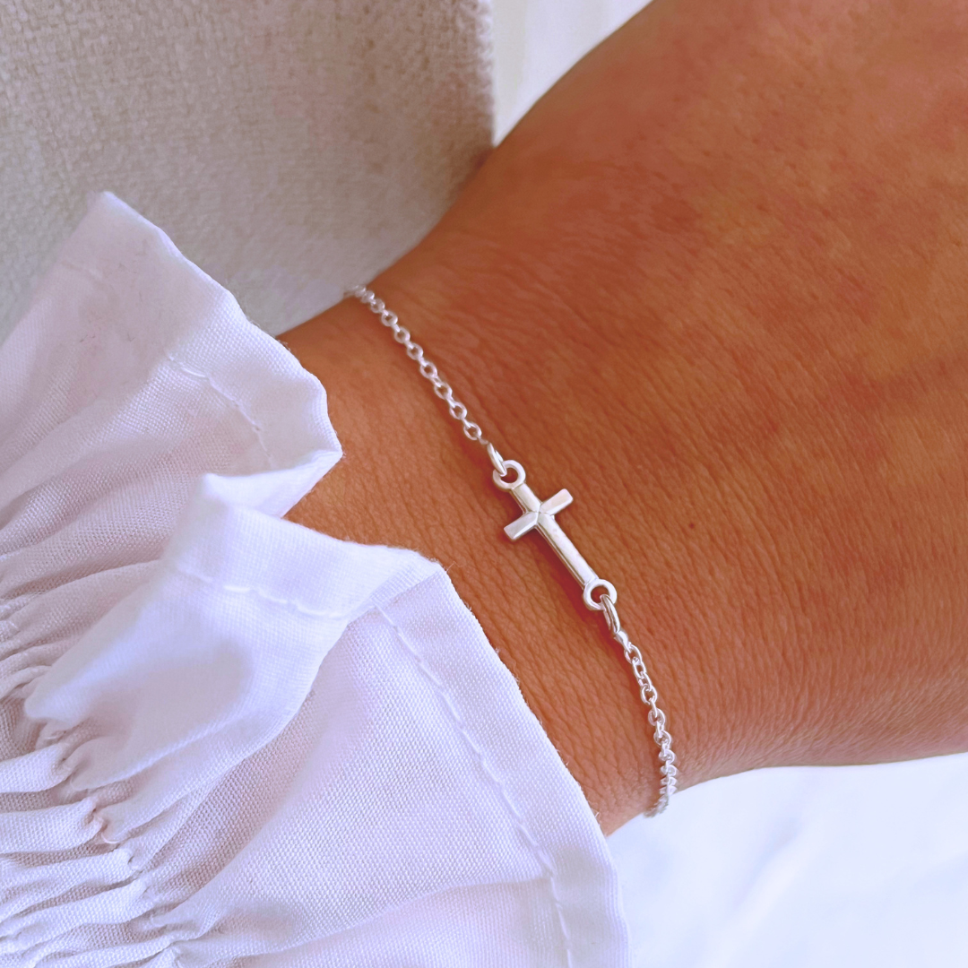 PULSERA TRADICIONAL CRUZ _ 18+2 CM