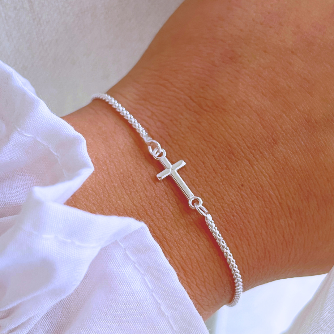 PULSERA BOMBÉ Y CRUZ _ 18+3 CM