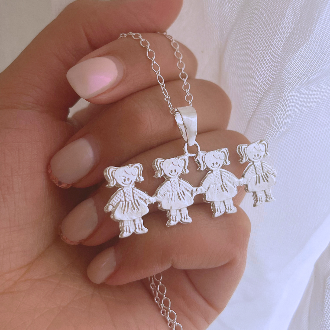 COLLAR CUATRO NIÑAS _ 45 CM