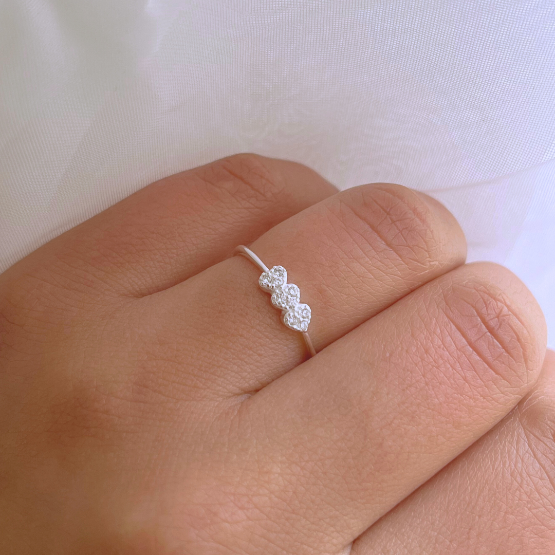 ANILLO TRES CORAZONES CIRCONES