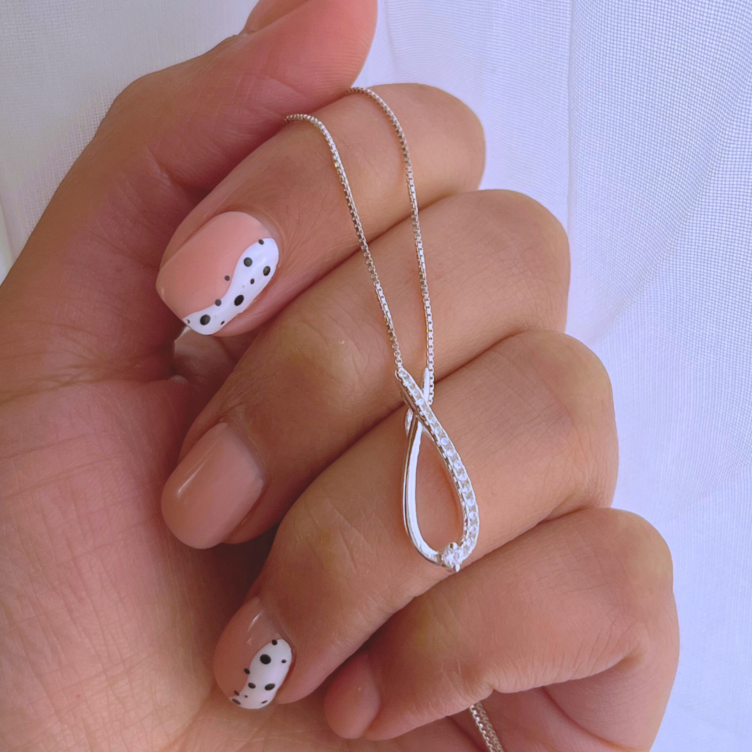 COLLAR GOTA CIRCONES
