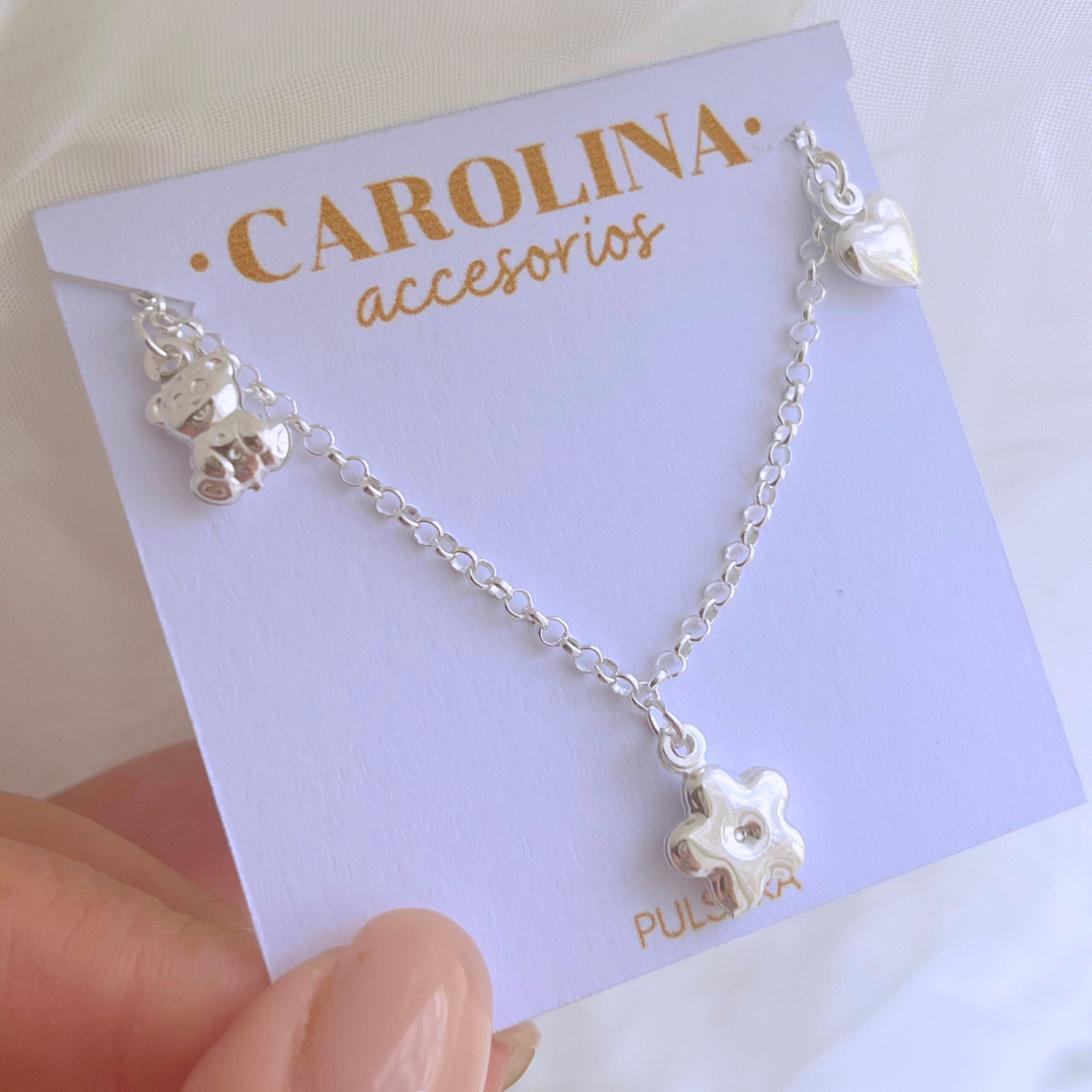PULSERA CHICHES DE OSITO, FLOR Y CORAZÓN