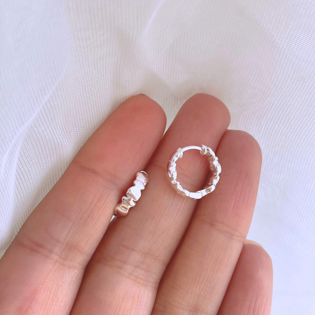 ARGOLLAS HUGGIE FLOR, OSITO, ESTRELLA Y CORAZÒN 13 MM
