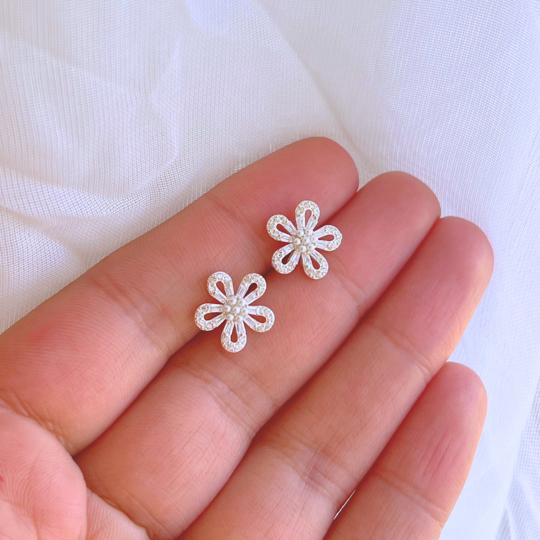 AROS FLORES CIRCONES BAGUETTE Y MINI PERLAS