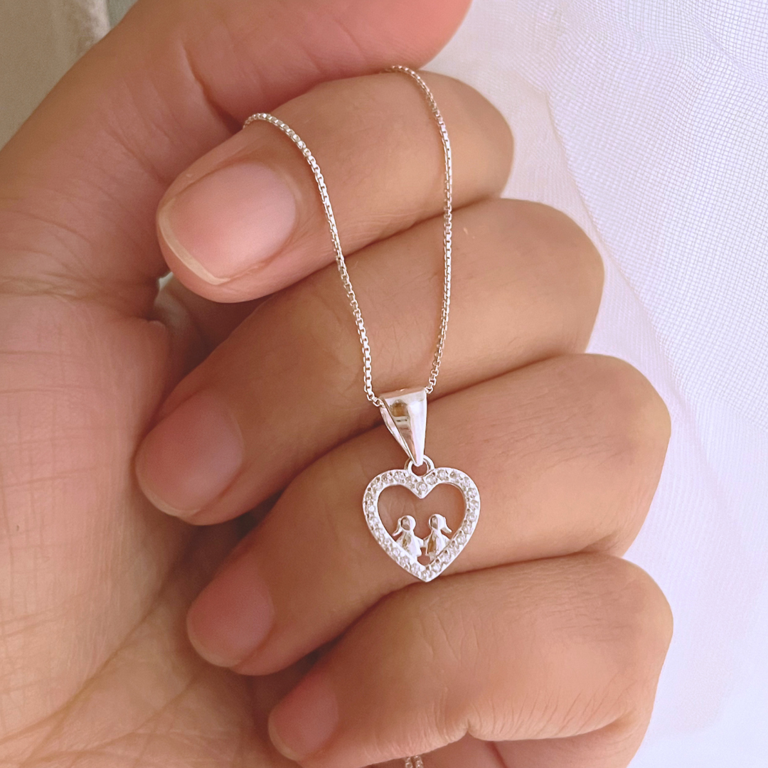 COLLAR CORAZÓN CIRCONES DOS NIÑAS _ 50 CM