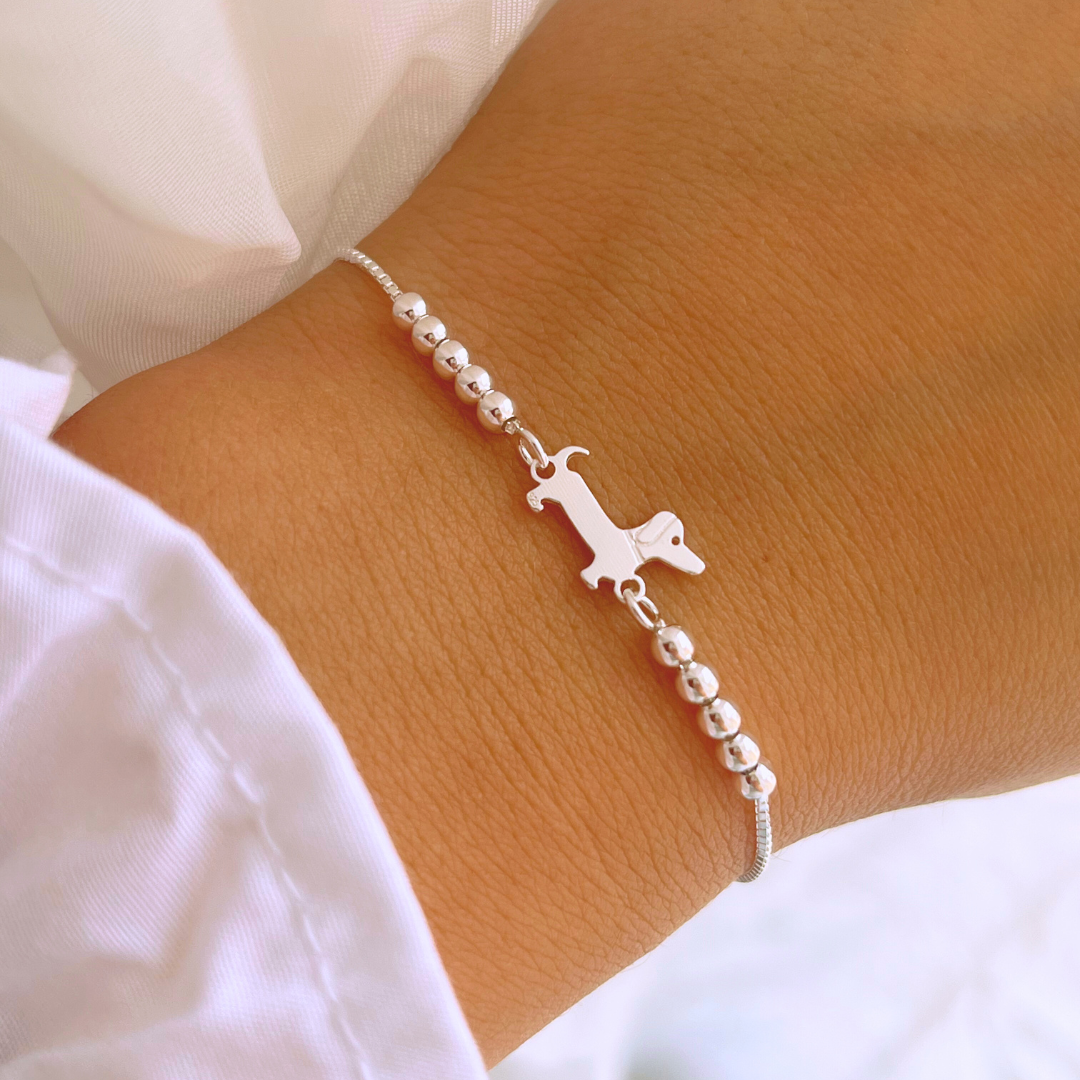 PULSERA AJUSTABLE PERRITO SALCHICHA Y ESFERAS